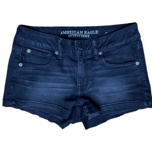 American Eagle Shorts Super Super Stretch Shortie Size 4